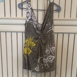 Sleeveless Floral Twist-Front Tank Top - Gray and Yellow